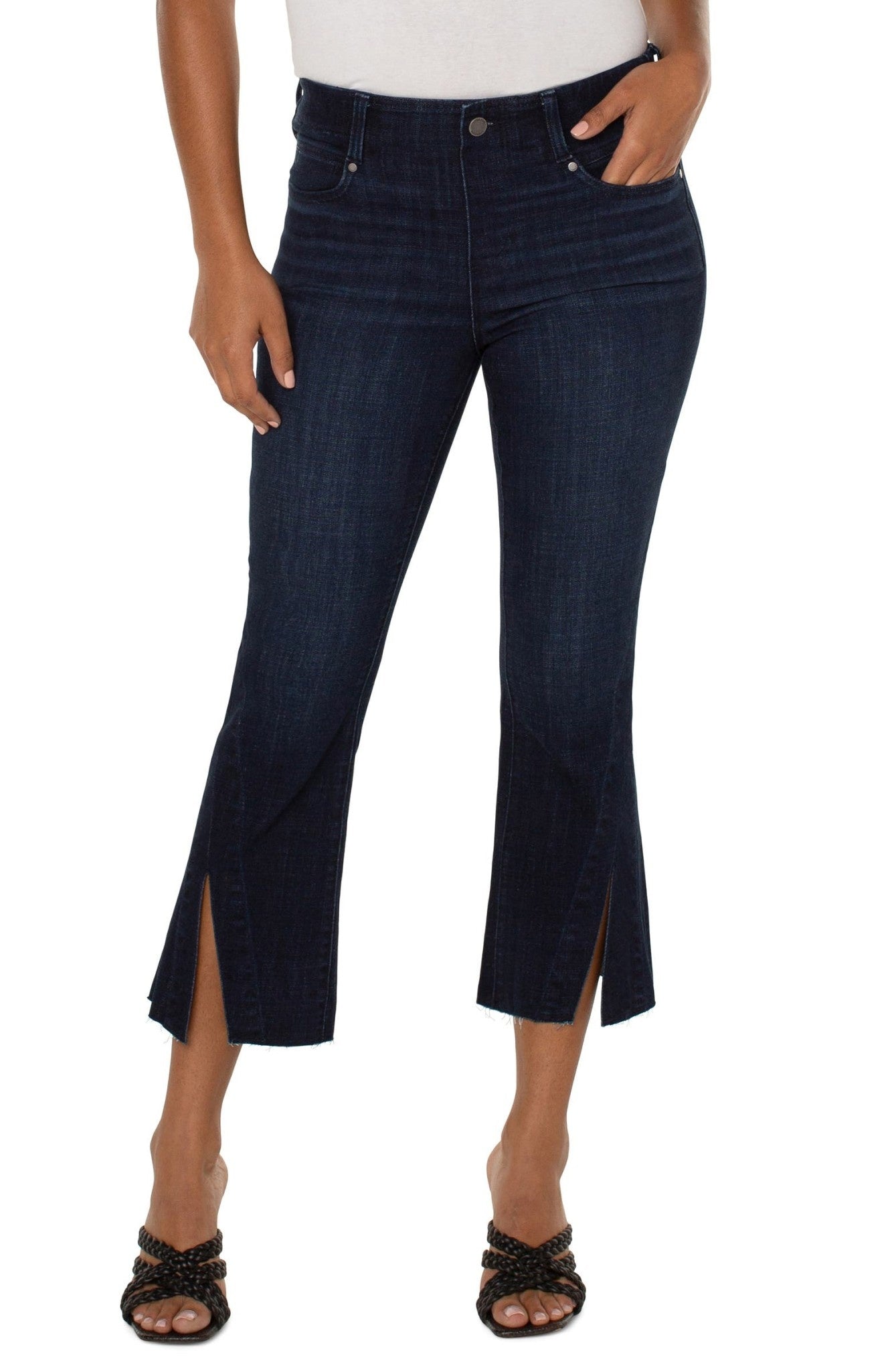 Gia Glider Crop