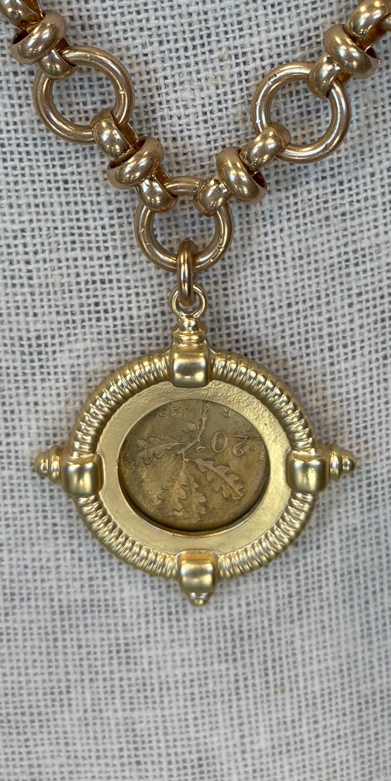 Mosaic Coin Italy Gold