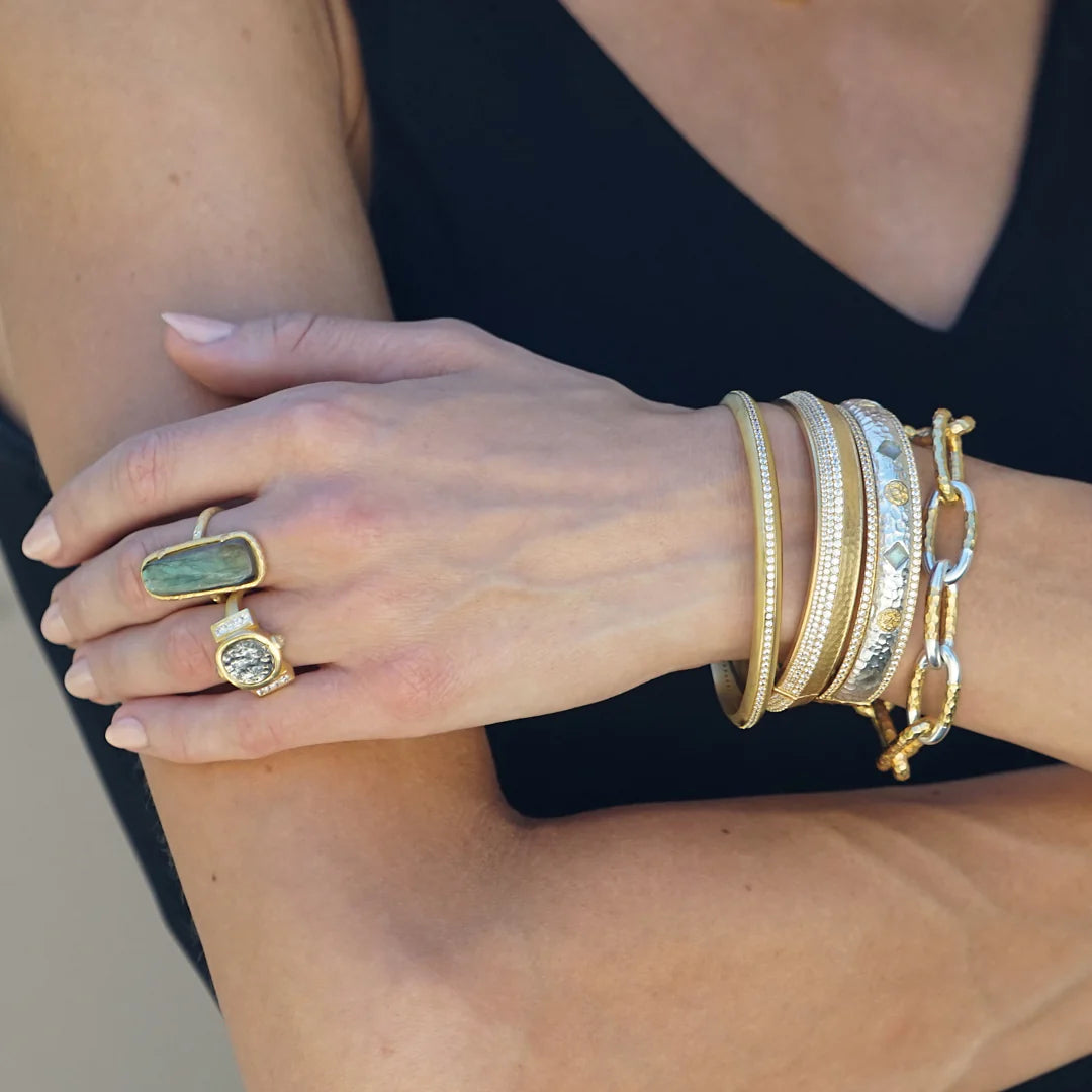 Two-Tone Eli Hammered Chain Bracelet 8"