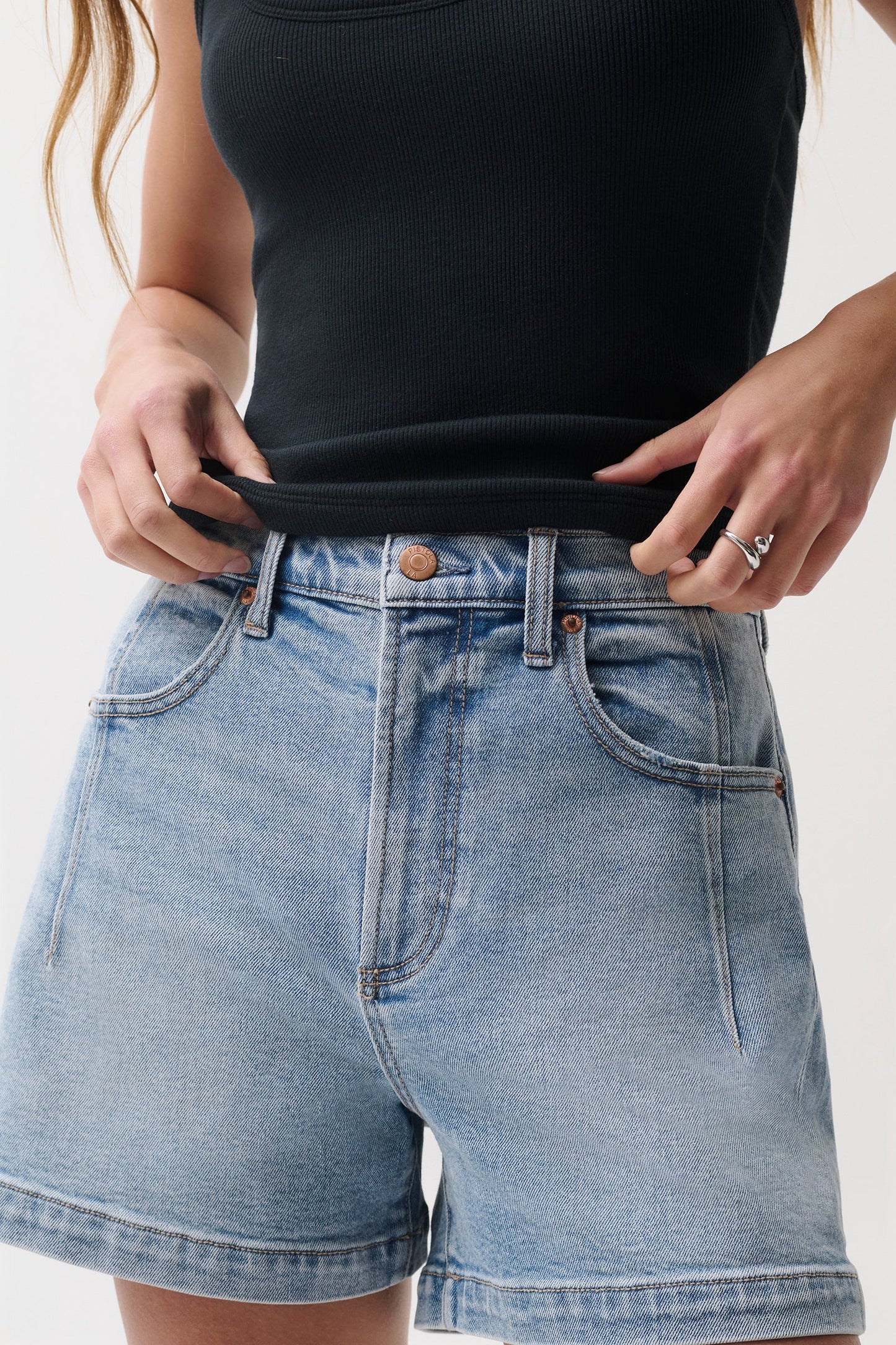 Aoki High Rise A Line Short