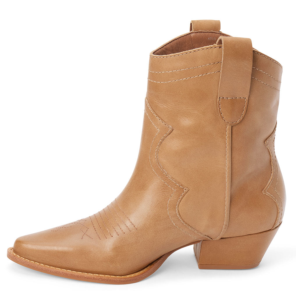 Arlo Bootie