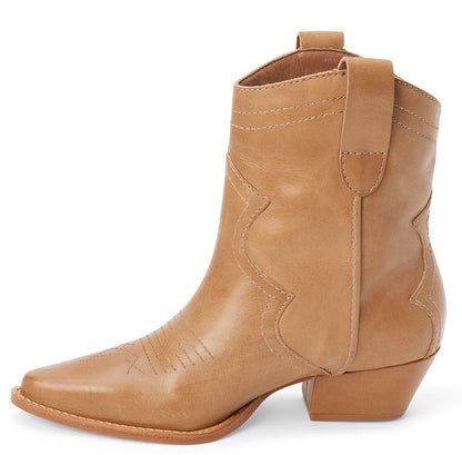 Arlo Bootie