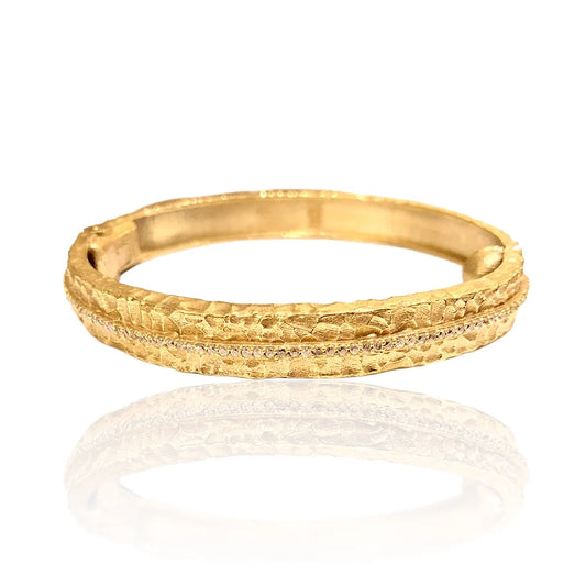 Gold Egy Crystal Line Bangle