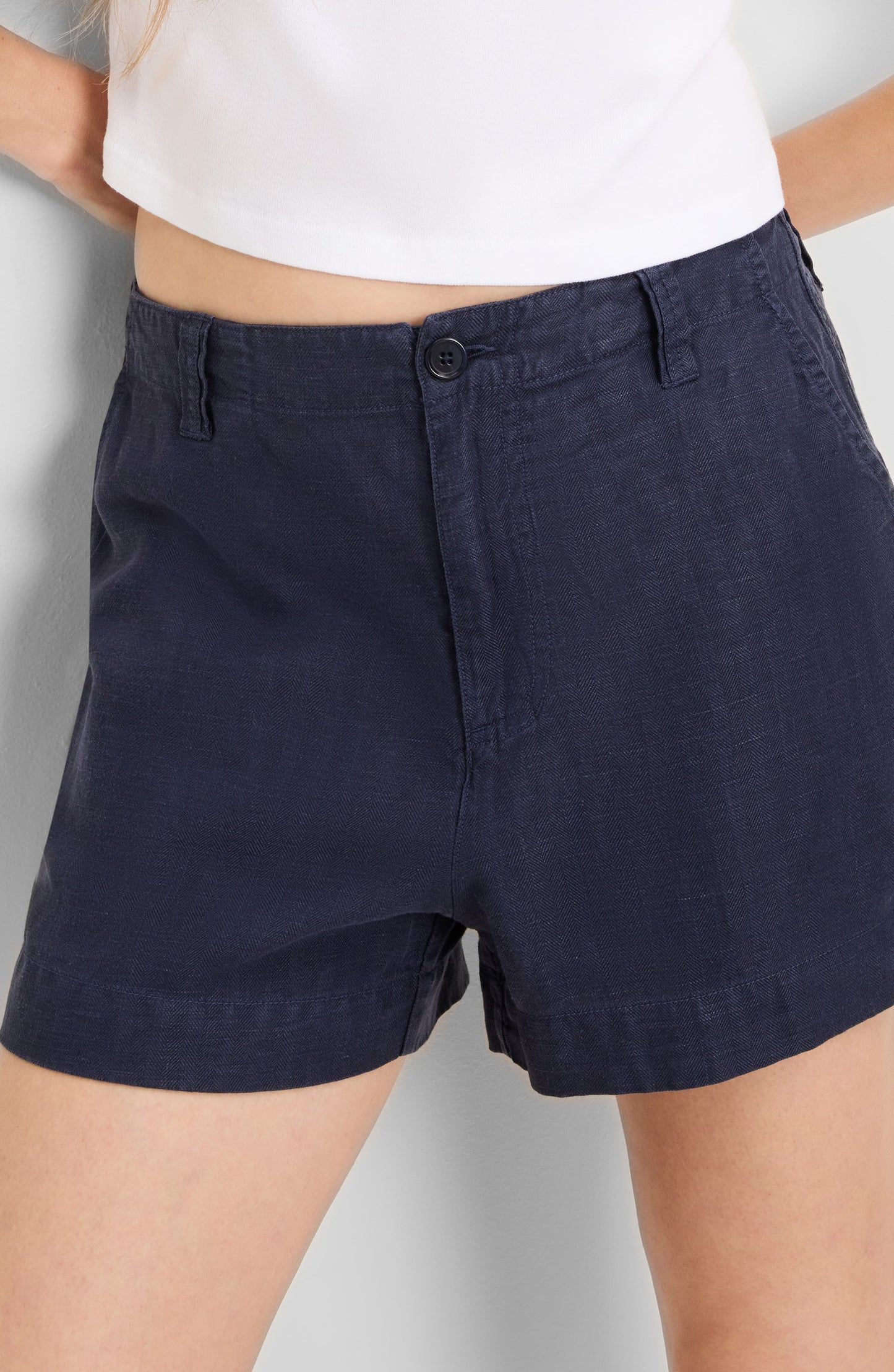 Dara Clean Front Short