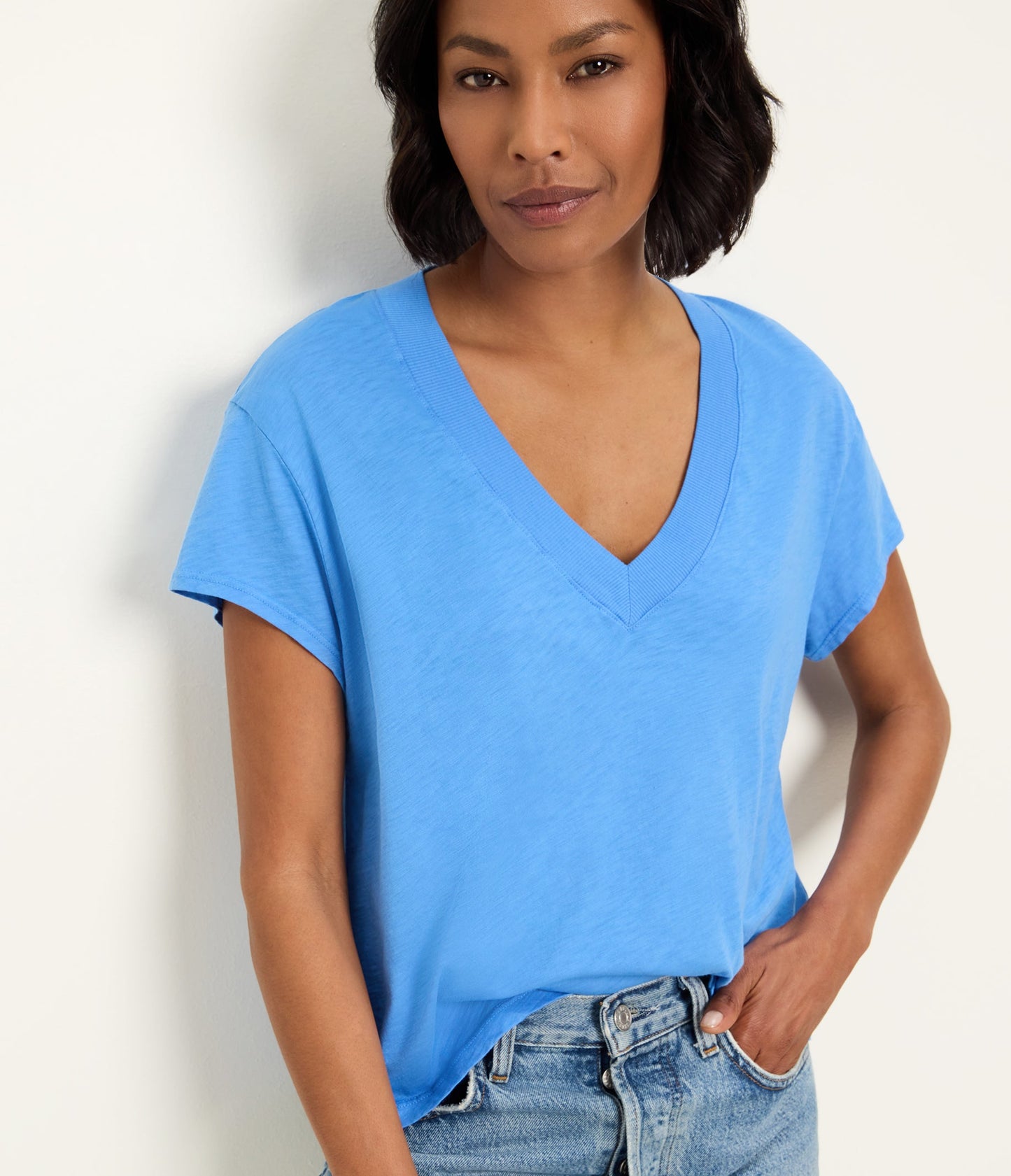 Harlan Cropped V-Neck Tee