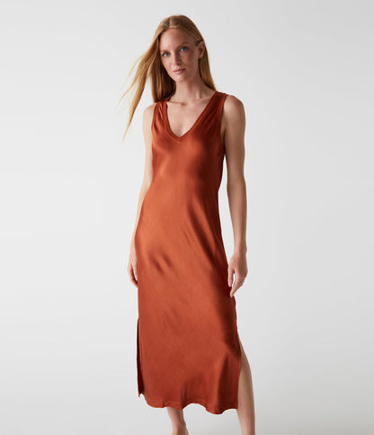 Randi V-Neck Midi