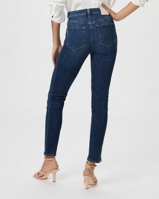 Gemma Crop