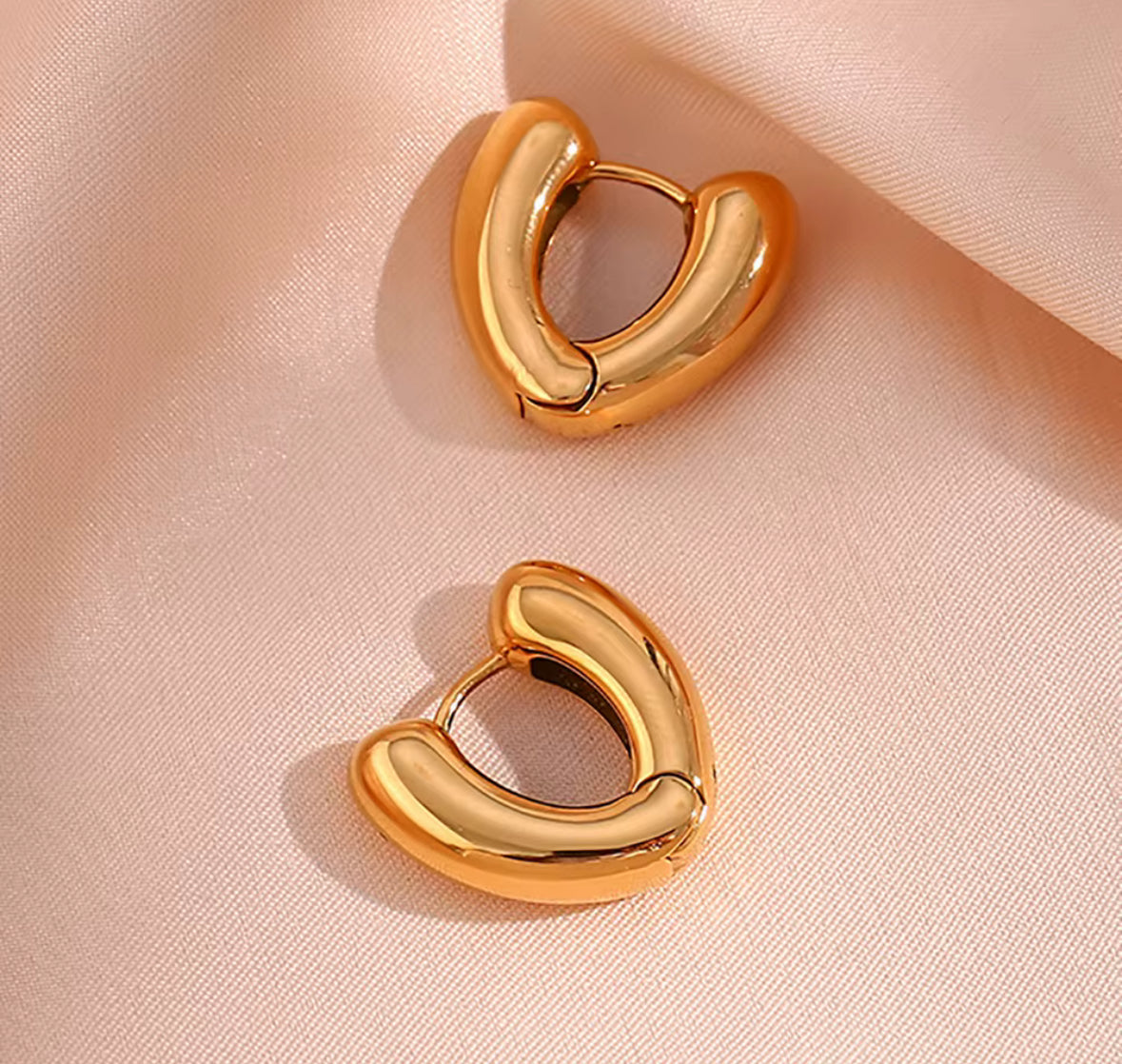 Adore Me Earring