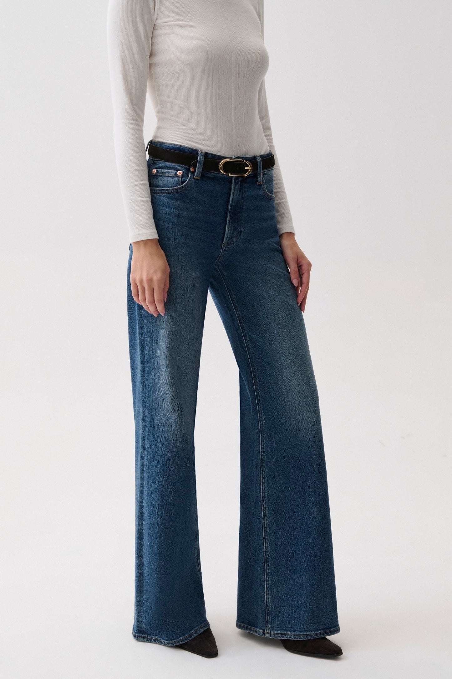 Vivian Mid Rise Wide Leg