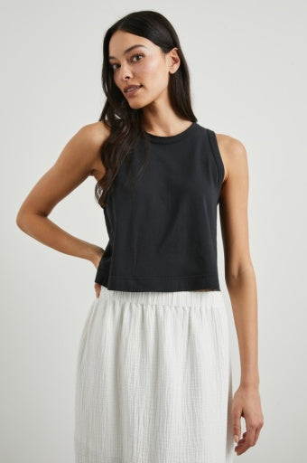 BOXY TANK